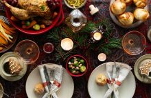 Το γιορτινό τραπέζι στην πιο οικονομική εκδοχή του