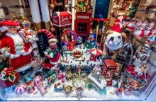 Καλάθι του Άη Βασίλη - Βιτρίνα με χριστουγεννιάτικα