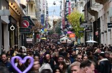 Κορυφώνεται η κίνηση στην εορταστική αγορά - Ανοικτά σήμερα Κυριακή 22 Δεκεμβρίου τα μαγαζιά - Το ωράριο λειτουργίας - Συμβουλές στους καταναλωτές.