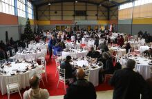 Δήμος Αθηναίων: 2.300 «γεύματα αγάπης» για τα Χριστούγεννα και την Πρωτοχρονιά