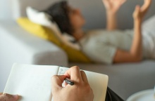 Ψυχολόγος και θεραπευόμενος