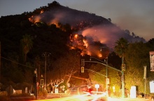 Λος Άντζελες: Στους 24 οι νεκροί - Φόβος για την επιστροφή των θυελλωδών ανέμων