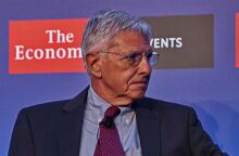 Το ΠΑΣΟΚ προτείνει τον Τάσο Γιαννίτση για Πρόεδρο της Δημοκρατίας