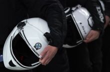 Συζύγος αστυνομικού της Βουλής: Βρισκόταν κάτω από το καθεστώς εξαναγκασμού, φόβου και τρόμου, είπε ο δικηγόρος της