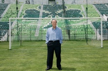 Μίμης Δομάζος