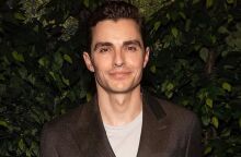 O Ντέιβ Φράνκο απαντά σε όσους τον συγκρίνουν με τον Λουίτζι Μαντζιόνι: Δεν έχω ξαναπάρει τόσα SMS στη ζωή μου