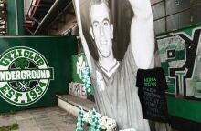 Μίμης Δομάζος: Ρίγη συγκίνησης στην Λεωφόρο - Στα μεγάφωνα ο ύμνος του Παναθηναϊκού