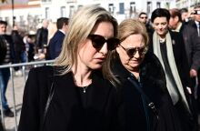 Μίμης Δομάζος: Το τελευταίο αντίο στον «στρατηγό» του ελληνικού ποδοσφαίρου από την κόρη του, Πόπη - Ο συγκινητικός επικήδειός της