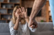 Εύβοια: Άγριος ξυλοδαρμός γυναίκας από τον σύζυγό της 