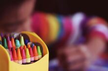 Πολλά παιδιά ξεκινούν το σχολείο ανίκανα να ανέβουν μία σκάλα - Τι δείχνει νέα έρευνα