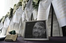 Κηδεία Ιάσονα Τριανταφυλλίδη: Εικόνες από το τελευταίο «αντίο» στον δημοσιογράφο 