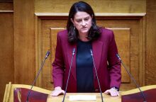 Νίκη Κεραμέως: Να μη μείνει καμία σκιά στην υπόθεση των Τεμπών - Ζητούμενο η κάθαρση, τονίζει η υπουργός Εργασίας και Κοινωνικής Ασφάλισης 
