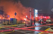 ΗΠΑ: Αεροασθενοφόρο συνετρίβη στη Φιλαδέλφεια - Νεκροί οι 6 επιβαίνοντες, ανάμεσά τους ένα μικρό κορίτσι - Φόβοι για θύματα και στο έδαφος