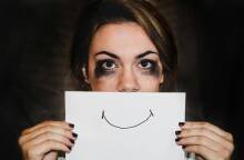 Podcast 40+ | Κεφάλαιο Κακοποίηση