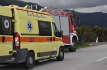 Θεσσαλονίκη: Νεκρός 30χρονος ύστερα από εκτροπή του αυτοκινήτου που οδηγούσε - Κλιμάκιο της Πυροσβεστικής απεγκλώβισε τον άτυχο άνδρα χωρίς τις αισθήσεις του