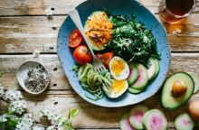 Politico: Η μεσογειακή διατροφή ήταν ένα ψέμα και έχει πεθάνει