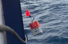 Διεθνής ερευνητική ομάδα εγκαθιστά υποθαλάσσιους σεισμογράφους στη Σαντορίνη για να μελετήσει το ηφαίστειο του Κολούμπου