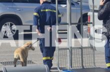 Σαντορίνη: Νέα ομάδα πυροσβεστών της ειδικής υπηρεσίας της ΕΜΑΚ κατέφθασε το μεσημέρι της Τετάρτης προκειμένου να αναλάβει υπηρεσία και να προσφέρει βοήθεια