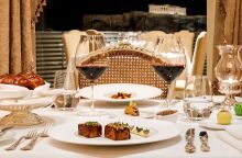 Άγιος Βαλεντίνος: 11 στέκια για να ερωτευτείς