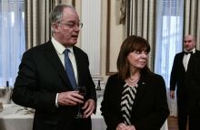 Η Κατερίνα Σακελλαρούλου συνεχάρη τηλεφωνικά τον Κώστα Τασούλα για την εκλογή του στην Προεδρία της Δημοκρατίας