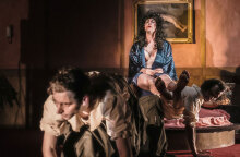 «Αντικείμενα» στο Θέατρο Ροές