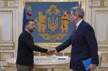 Βολοντίμιρ Ζελένσκι και Σκοτ Μπέσετ