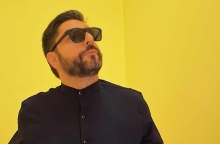 Yellow Red: Συνέντευξη με τον κιθαρίστα των Sugar For The Pill, Στέφανο Μανούση, για το solo project του και το debut album «My Little Words».