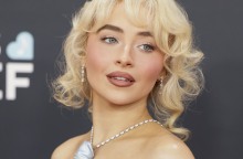 Ένας οδηγός ομορφιάς για να κάνετε το μακιγιάζ της Σαμπρίνα Κάρπεντερ