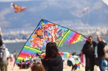 Καθαρά Δευτέρα 2025: Πώς θα γιορτάσουν τα Κούλουμα οι δήμοι της Αττικής - Αναλυτικά οι εκδηλώσεις με σαρακοστιανά εδέσματα και μουσική