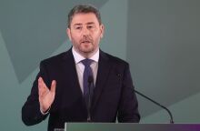 ΠΑΣΟΚ σε ΚΚΕ: «Συγκυβερνήσατε με τον Μητσοτάκη» - H απάντηση Κουτσούμπα