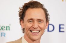 Πρώτο teaser για το The Life of Chuck με πρωταγωνιστή τον Τομ Χίντλεστον - Η νουβέλα του Στίβεν Κινγκ μεταφέρεται στην οθόνη από τον Μάικ Φλάναγκαν