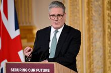 Πόλεμος στην Ουκρανία: Ο βρετανός πρωθυπουργός Κιρ Στάρμερ κατηγορεί τον Ρώσο πρόεδρο Πούτιν πως προσπαθεί να κωλυσιεργήσει