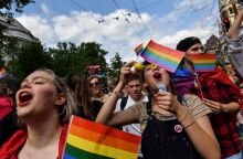 Ουγγαρία: Το κυβερνών κόμμα του Βίκτορ Όρμπαν κατέθεσε νομοσχέδιο για την απαγόρευση της Παρέλασης Υπερηφάνειας από τις κοινότητες ΛΟΑΤΚΙ+