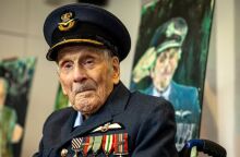 Ο Τζον «Πάντι» Χέμινγουεϊ, τελευταίος πιλότος της Μάχης της Αγγλίας, πέθανε σε ηλικία 105 ετών - Η μοίρα του κατέρριψε 90 εχθρικά αεροσκάφη σε 11 ημέρες το 1940