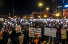 Βόρεια Μακεδονία: «Ποιος θα είναι ο επόμενος», το σύνθημα της βουβής συγκέντρωσης διαμαρτυρίας