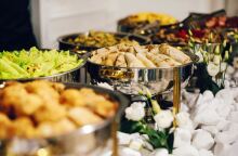 Χρήστες social media μοιράστηκαν τα πιο χρήσιμα tips για να απολαύσει κανείς τον μπουφέ στο κρουαζιερόπλοιο.