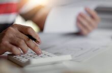 Το καλοκαίρι οι αποφάσεις για τις φοροελαφρύνσεις, τον Σεπτέμβριο οι ανακοινώσεις