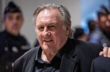 Δίκη Ζεράρ Ντεπαρντιέ: Γυναίκα καταθέτει ότι ο Γάλλος ηθοποιός τη θώπευσε στους γλουτούς και στο στήθος στη διάρκεια γυρισμάτων