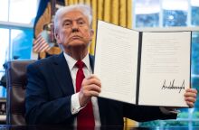 Η Γερμανία ζητά σθεναρή απάντηση στους δασμούς του Ντόναλντ Τραμπ για τα αυτοκίνητα - Δηλώνει ότι δεν θα υποχωρήσει και καλεί σε ευρωπαϊκά αντίποινα