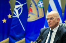 Δένδιας: Αυξήσεις στους μισθούς των ενστόλων από 13% έως 20% ανάλογα με τον βαθμό τους