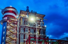 Προσεγγίζοντας τη METLEN: Ο Τάσος Βρεττός καταγράφει ένα νέο Βιομηχανικό Κοσμοπολιτισμό