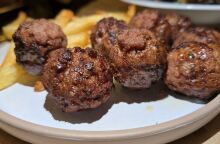 Πίπις, Κεραμεικός