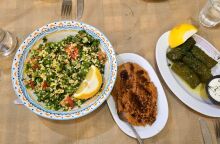 Στο Σισλί για φιστικλί κεμπάπ και άλλα ωραία της πολίτικης κουζίνας