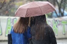 Με βροχές και καταιγίδες ο καιρός την Παρασκευή