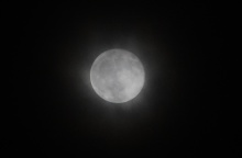 Πανσέληνος Απριλίου - Ροζ Φεγγάρι