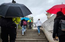 Ο καιρός τη Δευτέρα 7 Απριλίου 2025: Πτώση της θερμοκρασίας με βροχές, καταιγίδες και χιονοπτώσεις - Αναλυτική πρόγνωση από το meteo και την ΕΜΥ