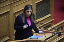 Ζωή Κωνσταντοπούλου