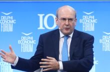 Χατζηδάκης: Μαγικές συνταγές και λεφτόδεντρα δεν έχουμε