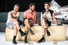 Αλλαγή στη διανομή της παράστασης «Τα Σκυλιά» λόγω απαγόρευσης εξόδου του Τούρκου ηθοποιού Cem Yiğit Üzümoğlu από τη χώρα του