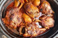 Στην «Ταβέρνα του Ντόρη και της Νατάσας»